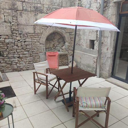 Studio De Charme, Au Calme Dans Le Vieux Chaumont Chaumont  Esterno foto